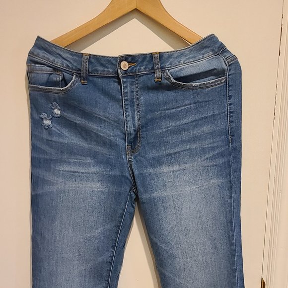 Flare Jean Size 11 - Picture 3 of 4